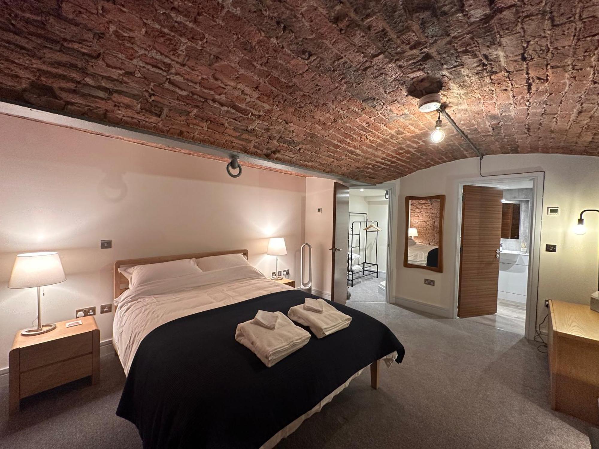 The Engine House At Dixons Chimney Near Carlisle Castle Unique Historic Apartment With 65 Inch Sky Glass And Private Parking 外观 照片
